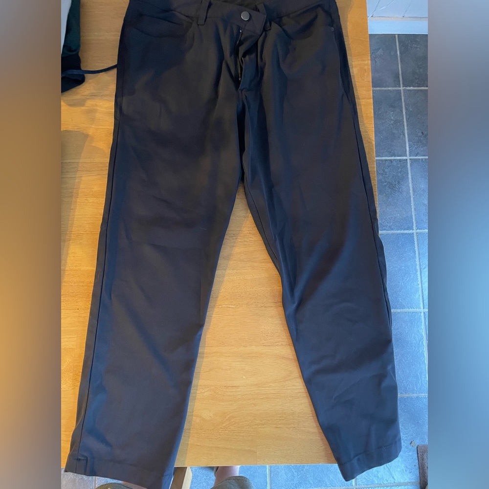 Men’s Lululemon ABC pants. Size 32